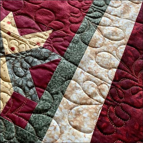 Feather Flip - quilting pantograph