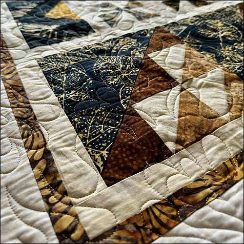 Feather Flower Flip - quilting pantograph