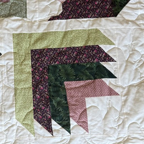 Sneaky Squirrel - quilting pantograph