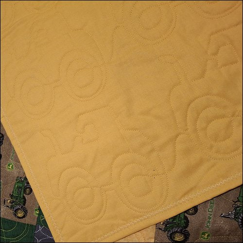 Tractor Parade - quilting pantograph