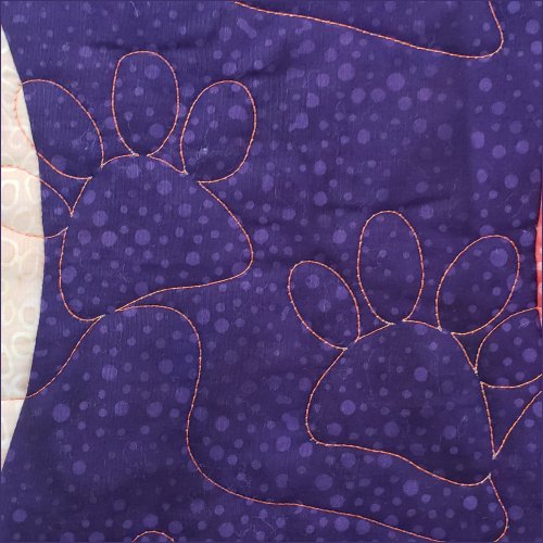 Rizzo's Paw Prints - quilting pantograph