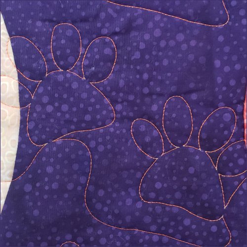 Rizzo's Paw Prints - quilting pantograph