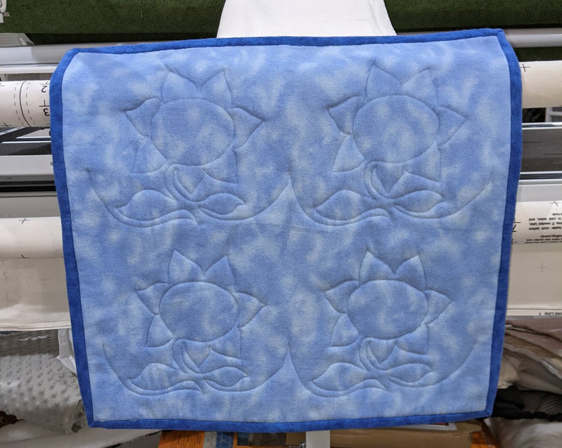 Sunflowers for Ukraine - Free Quilting Pantograph